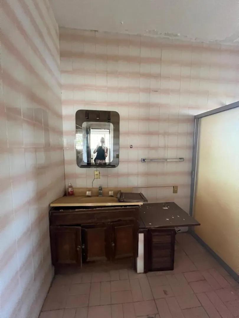 secondary property images 0