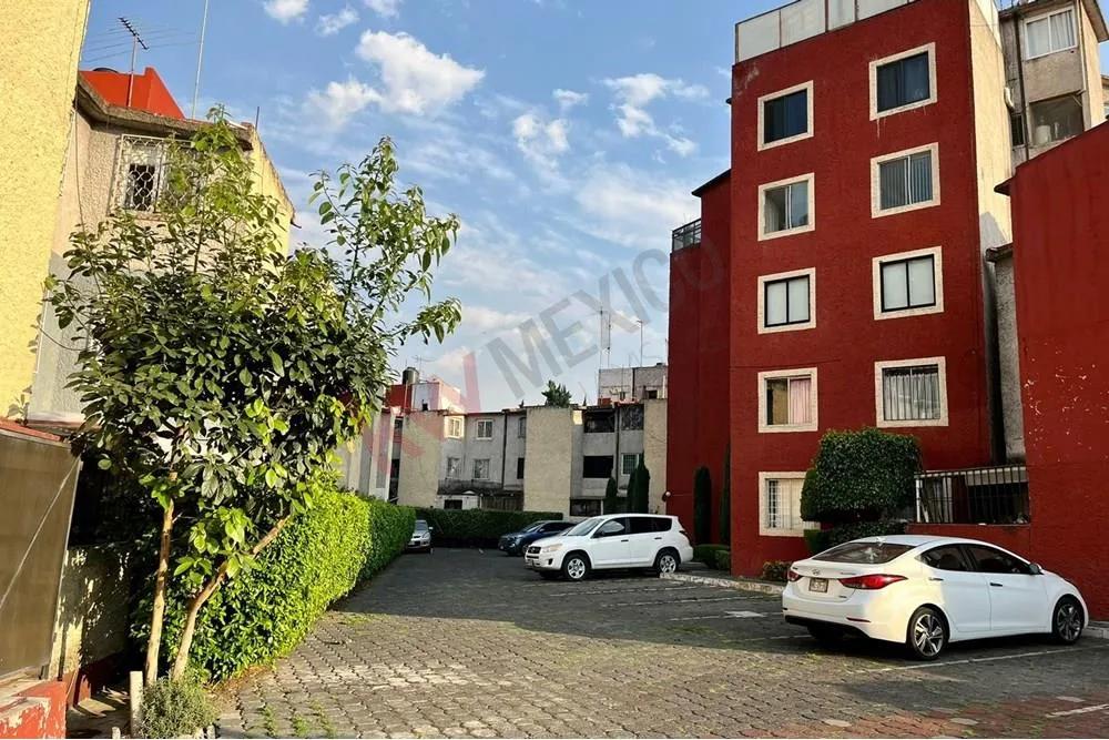 main property photo