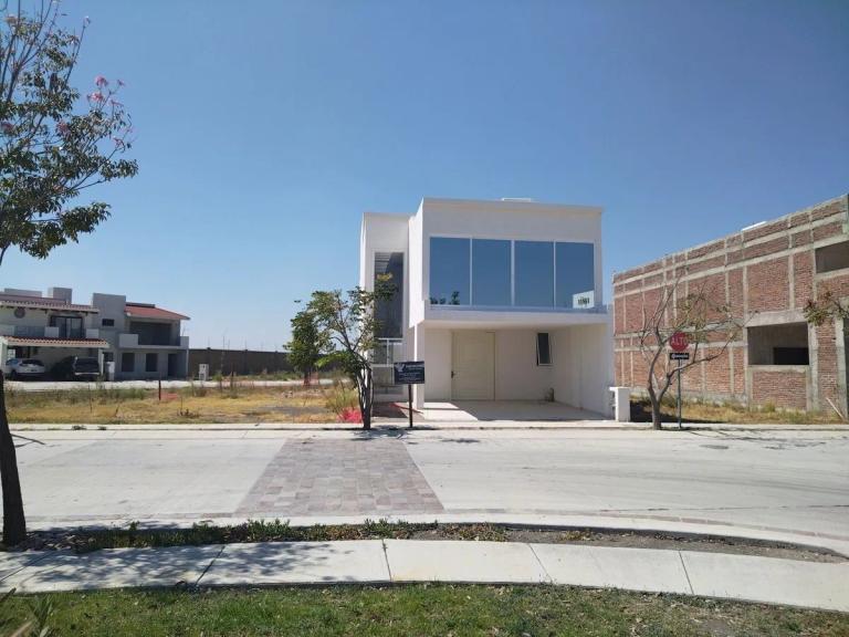 Property Image Property Image