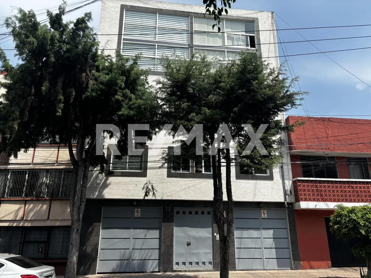 main property photo
