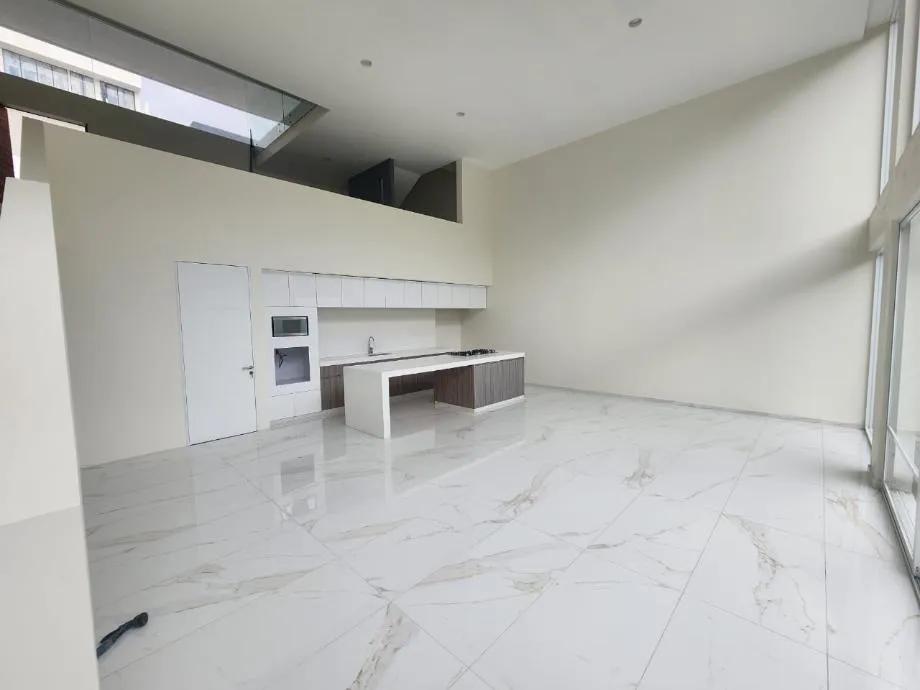 secondary property images 0