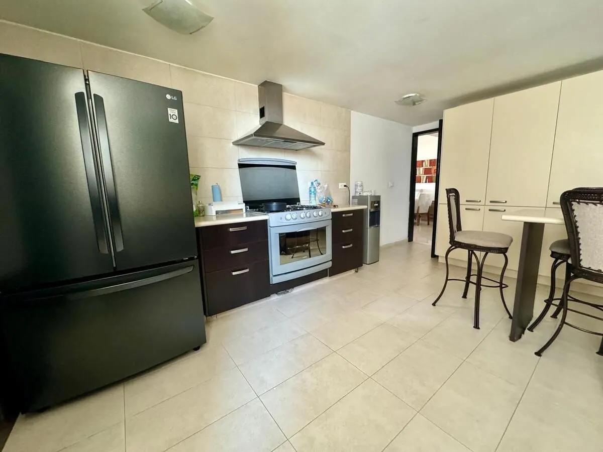 secondary property images 2
