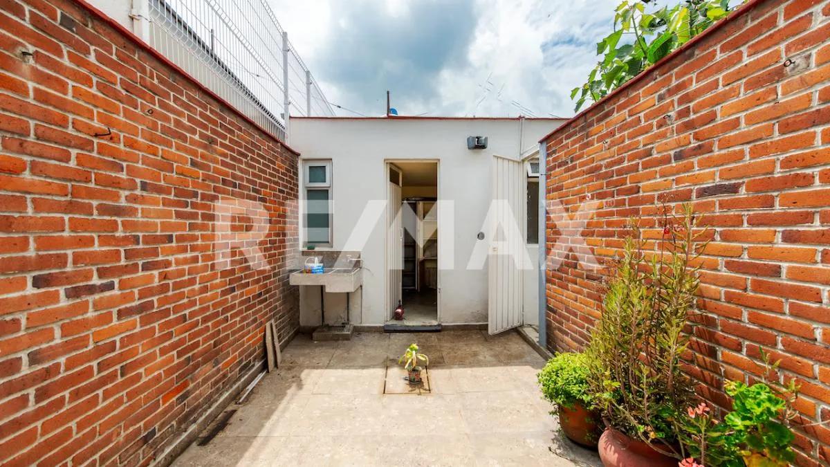 secondary property images 2