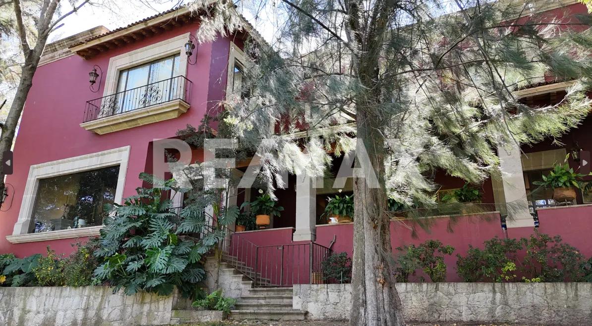 main property photo