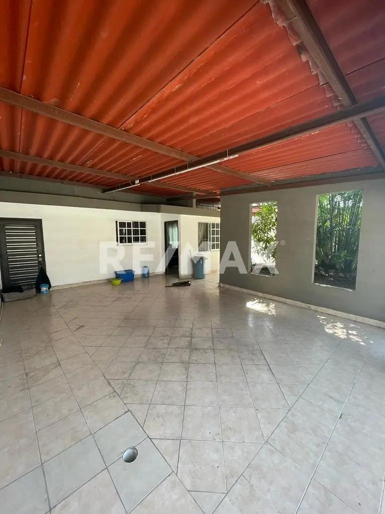 secondary property images 0