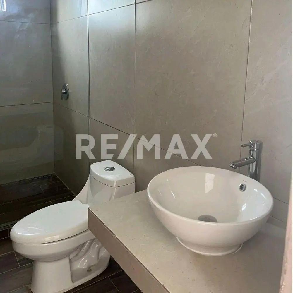 secondary property images 2