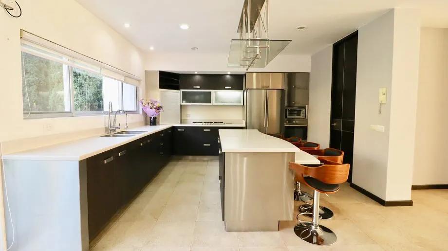 secondary property images 2