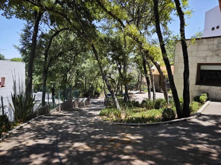 secondary property images 2