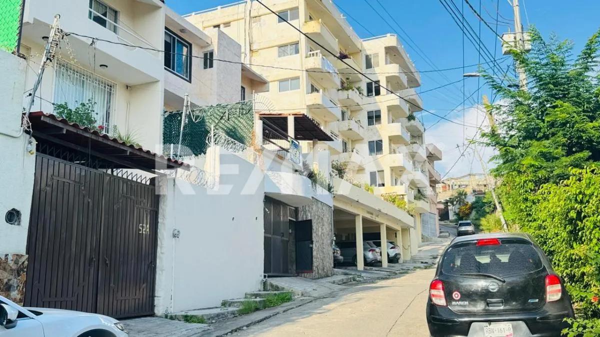 secondary property images 0