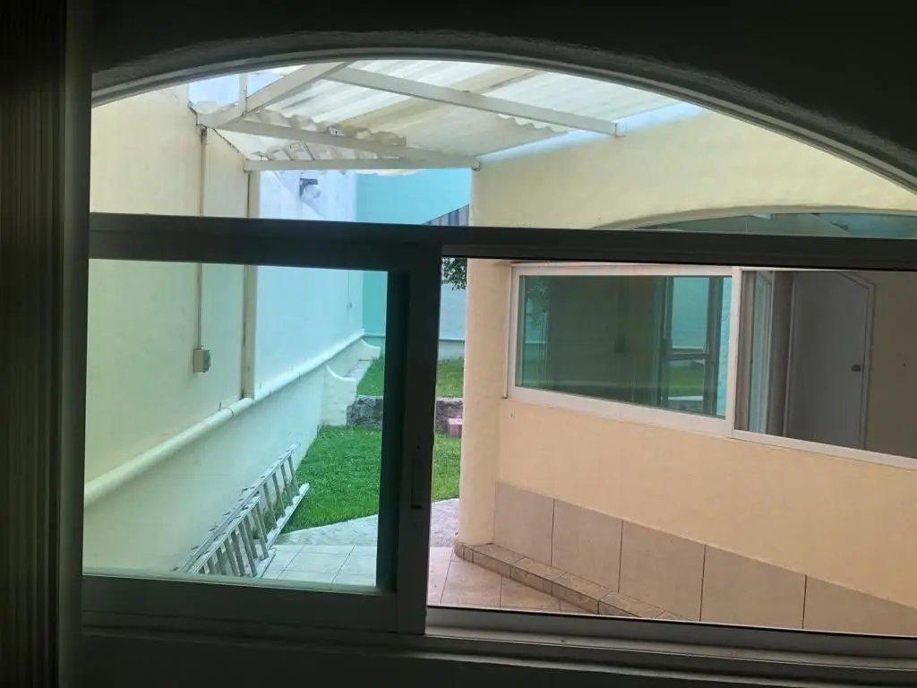 main property photo
