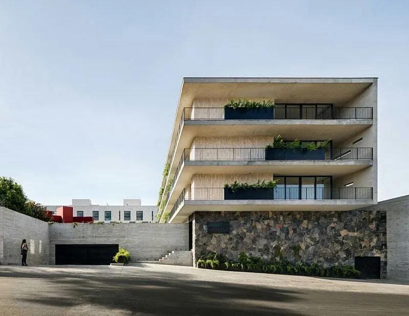 main property photo