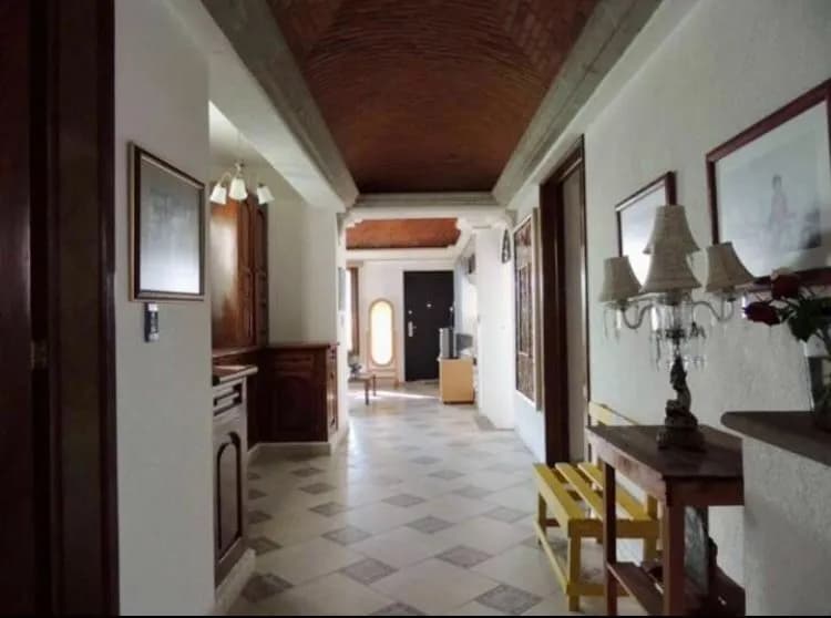 secondary property images 0