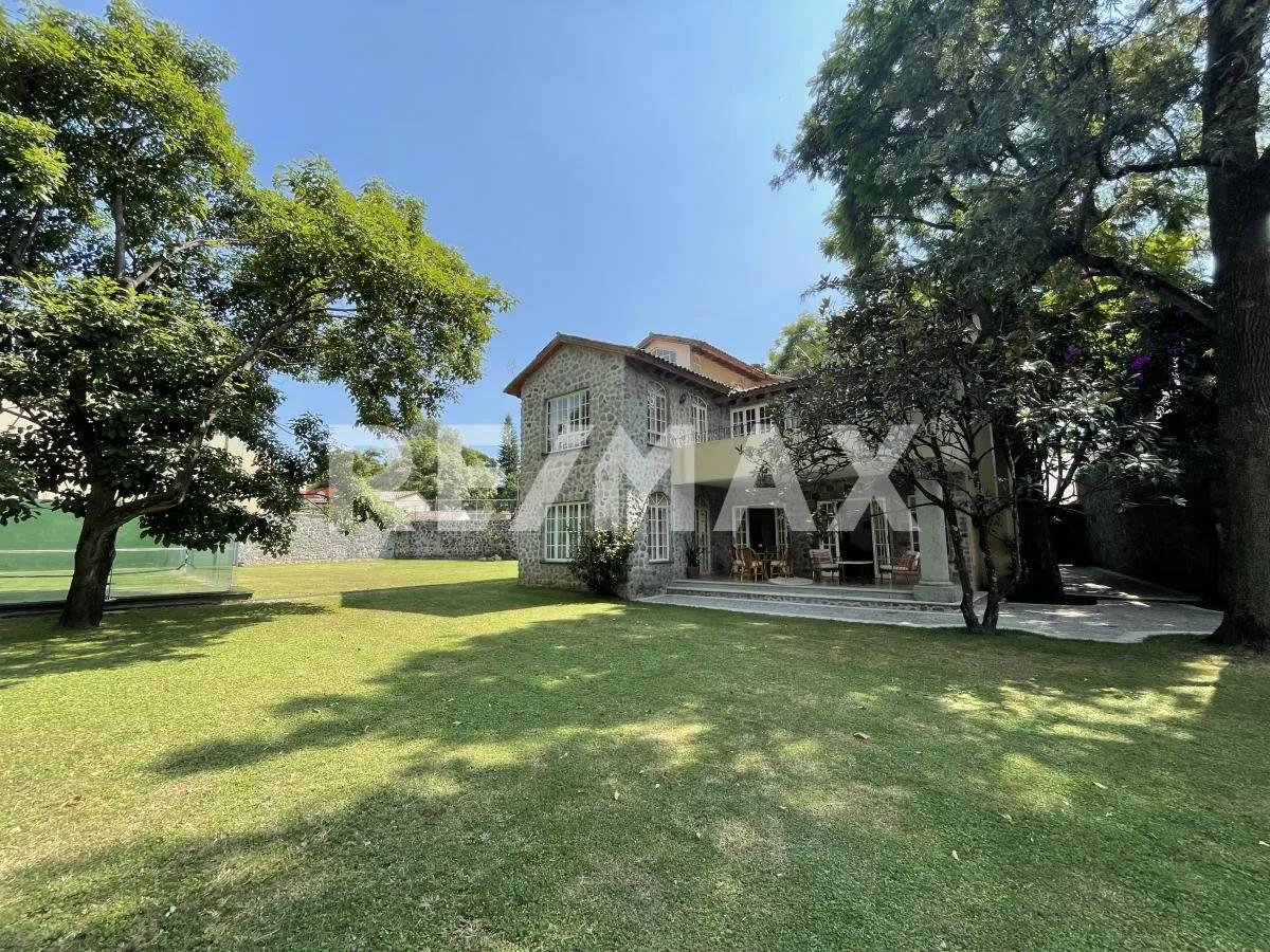 main property photo