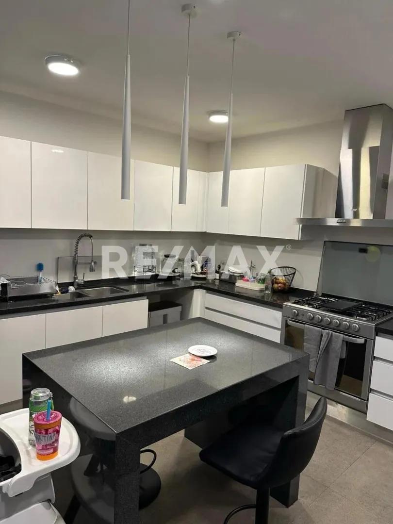 secondary property images 0