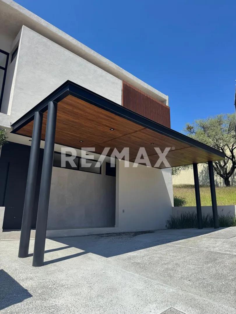 secondary property images 0