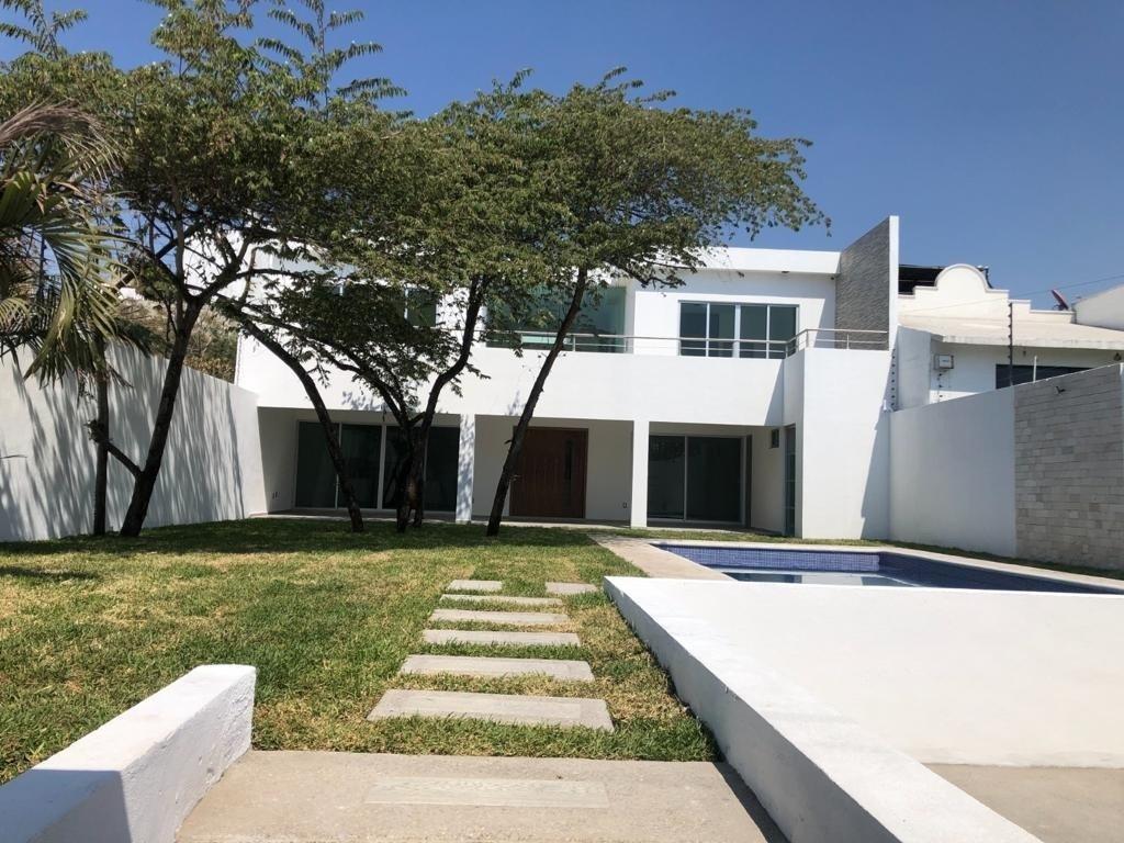 main property photo