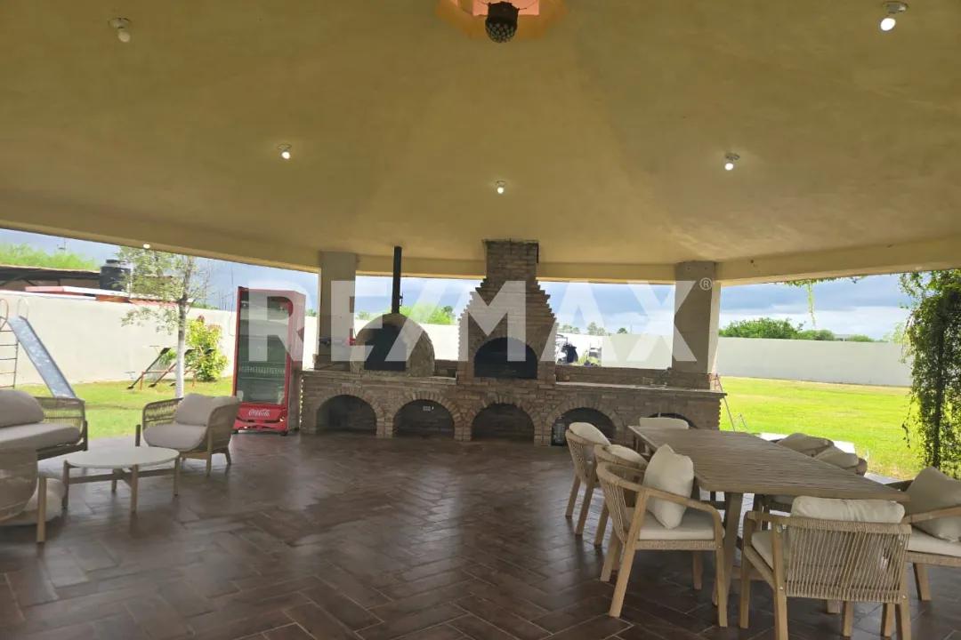 secondary property images 3