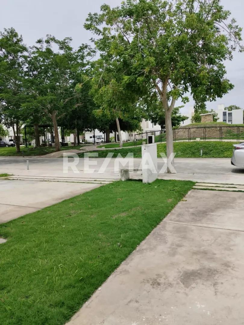 secondary property images 0