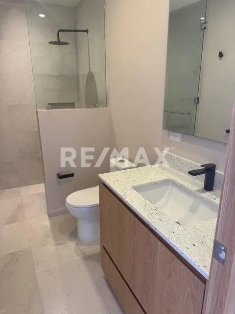 secondary property images 2