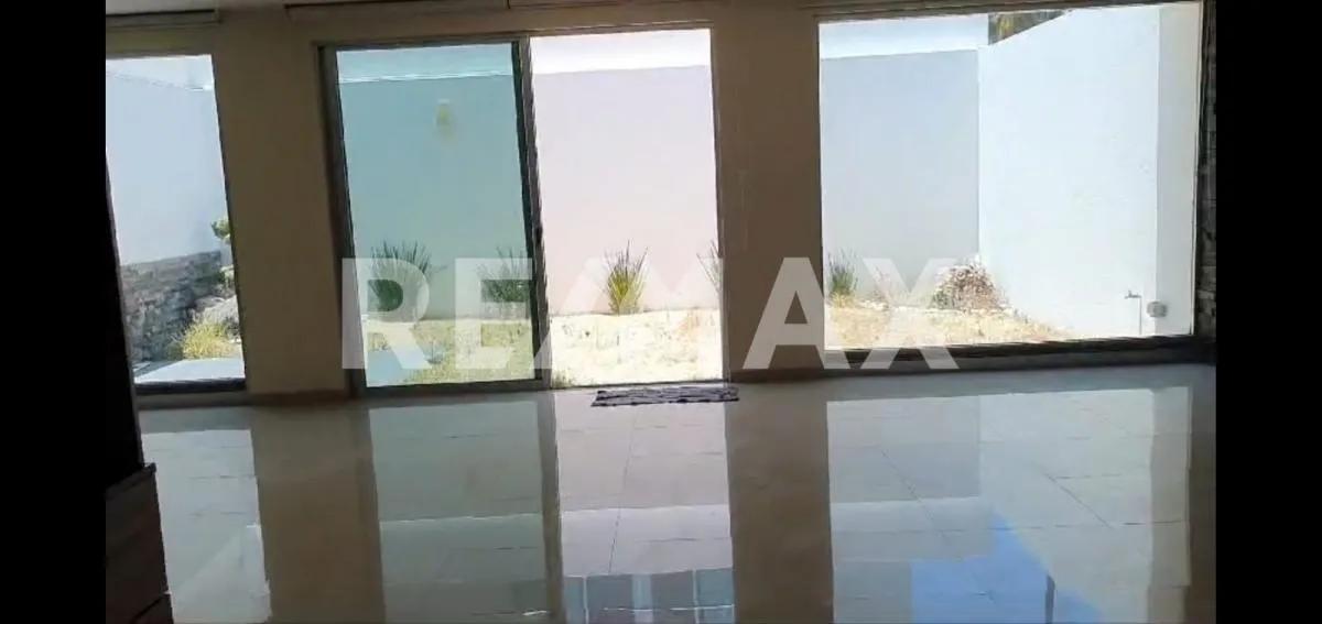 secondary property images 0