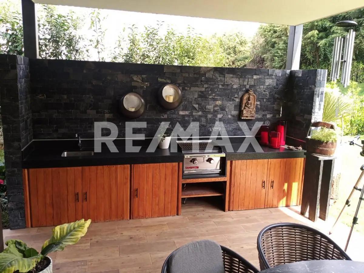 secondary property images 2