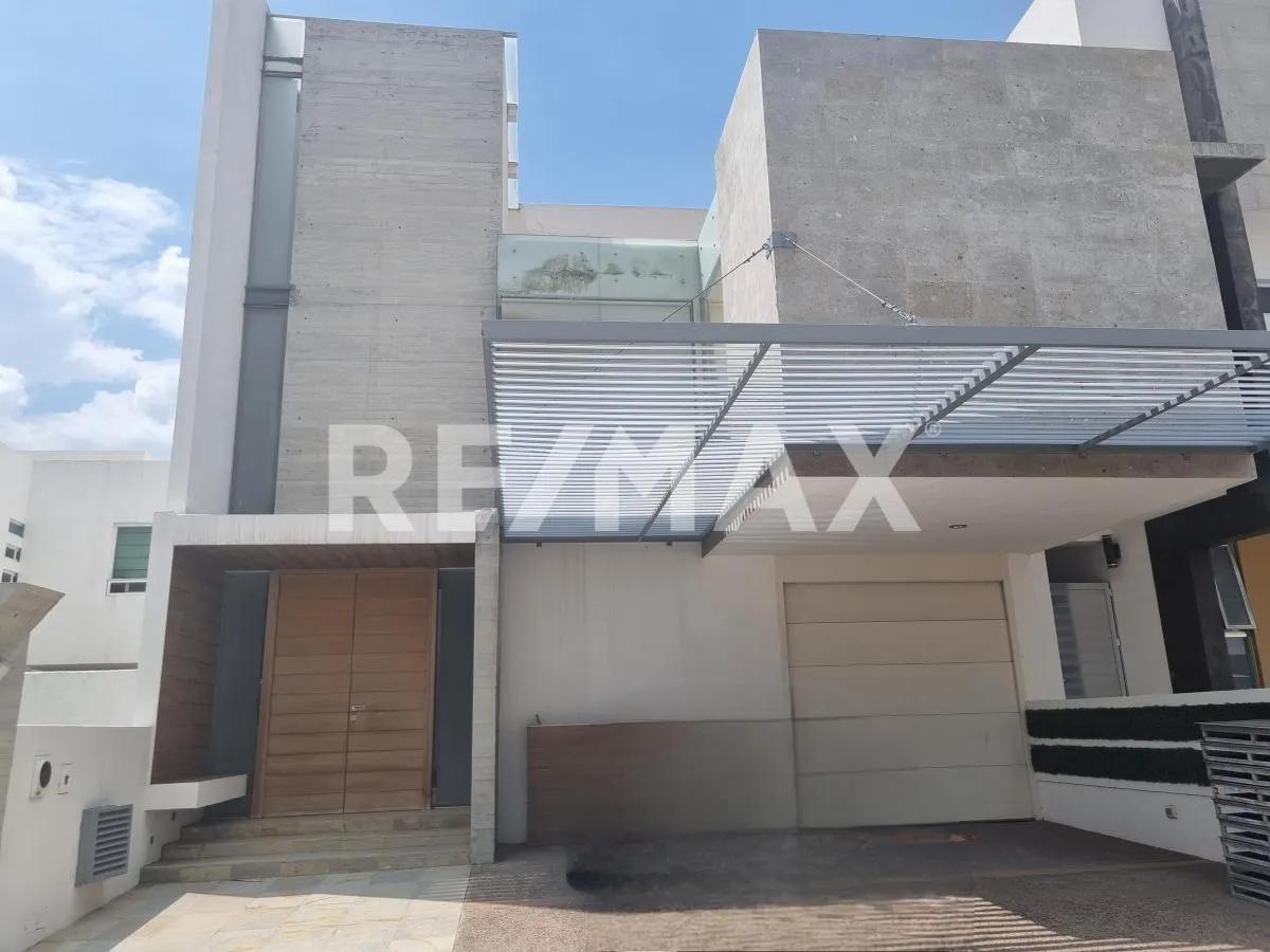 main property photo