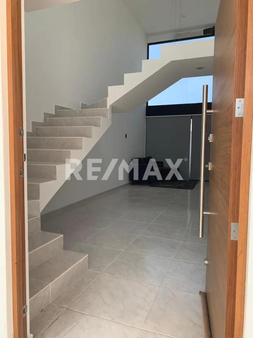 secondary property images 0