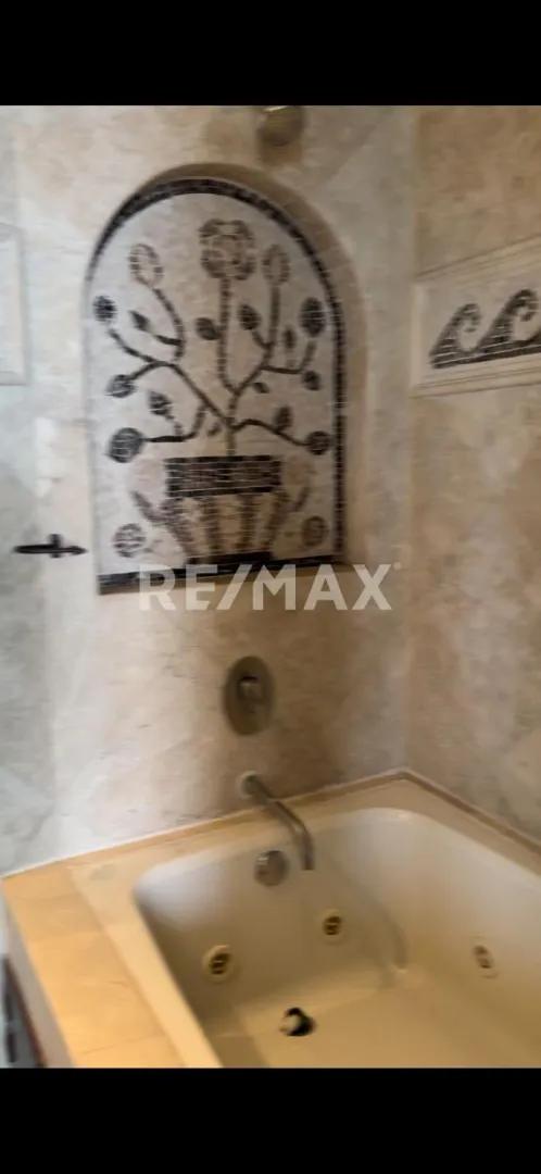 secondary property images 0