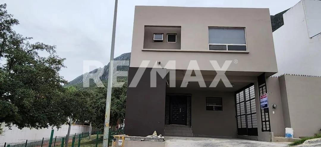 main property photo