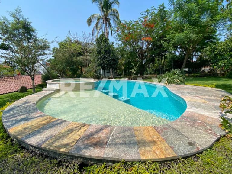 Property Image Property Image