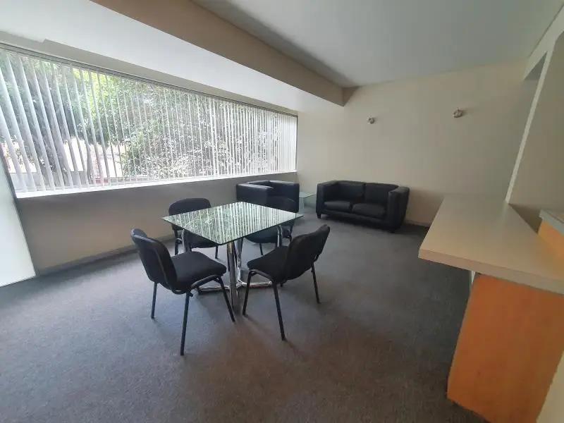 secondary property images 0