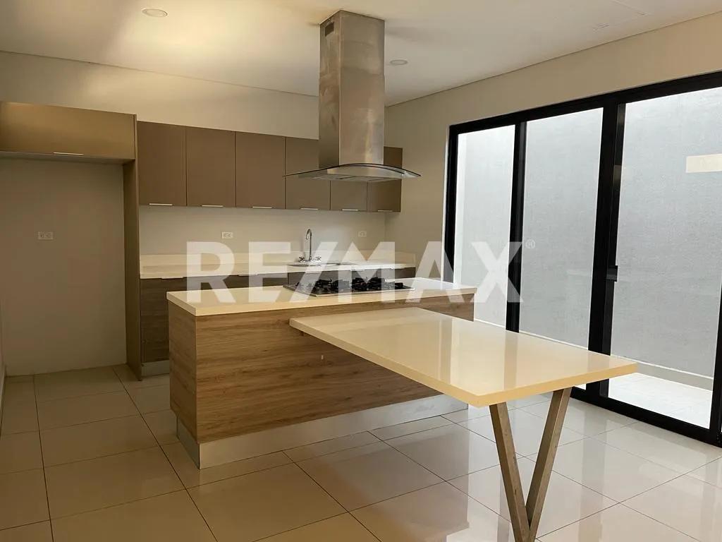 secondary property images 0