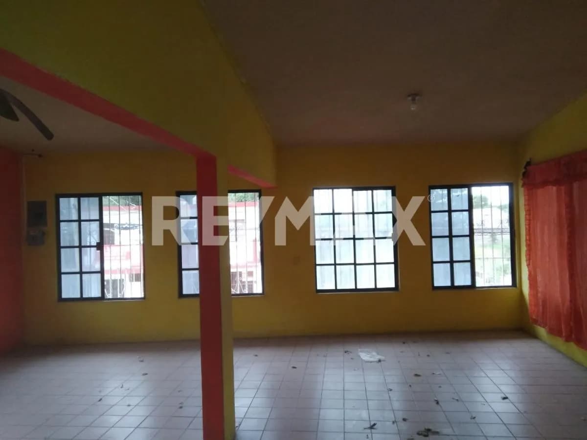 secondary property images 0