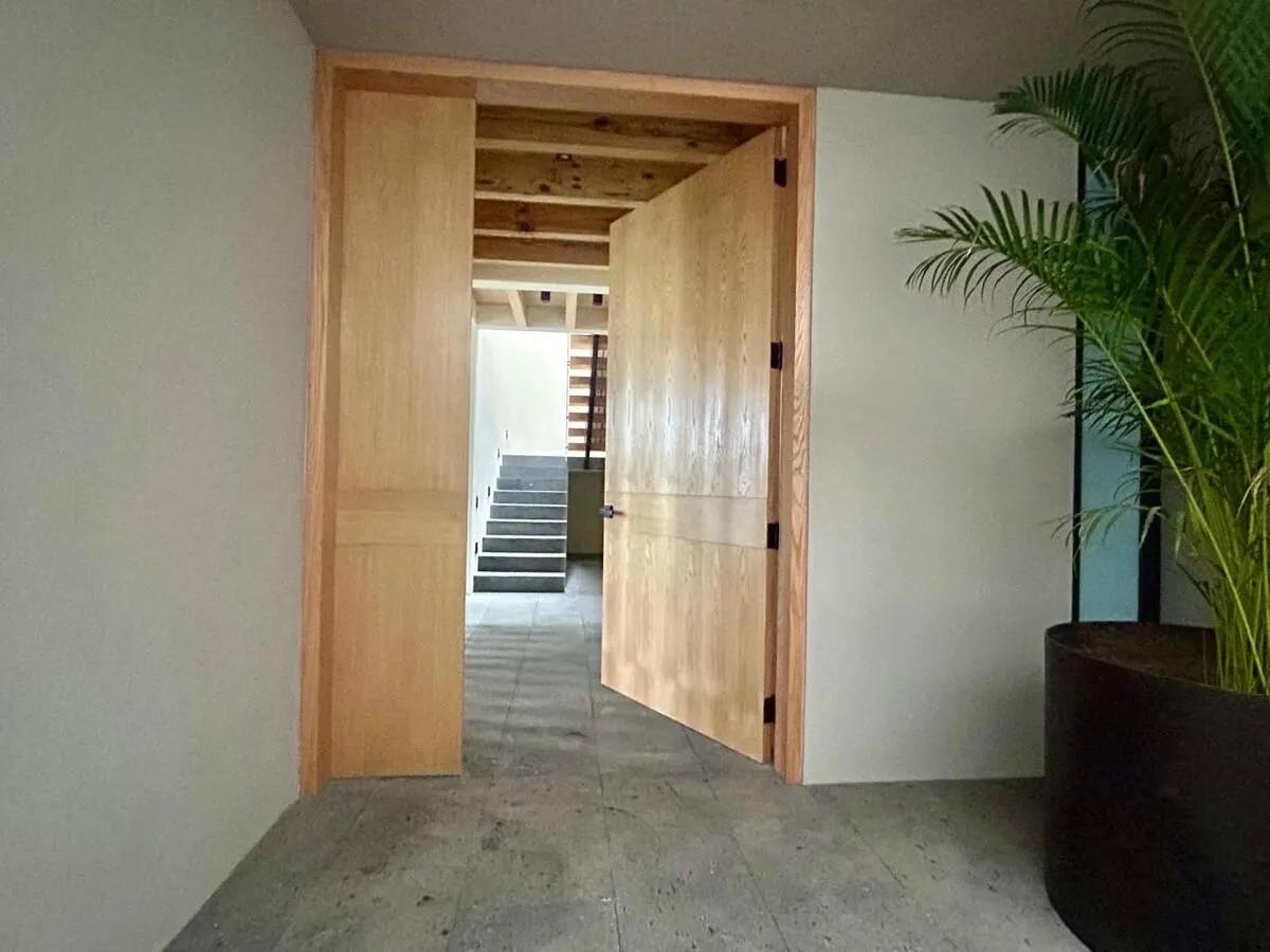 secondary property images 0