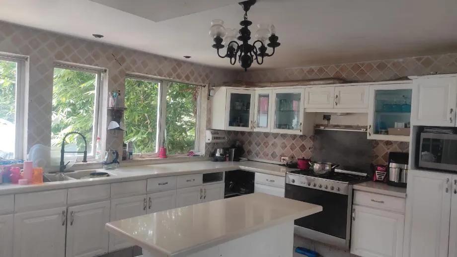 secondary property images 0