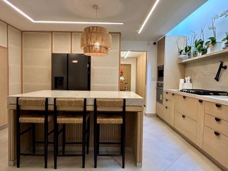 Property Image Property Image