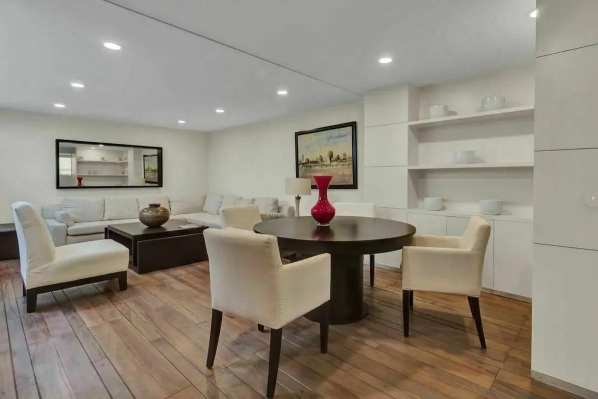 secondary property images 0