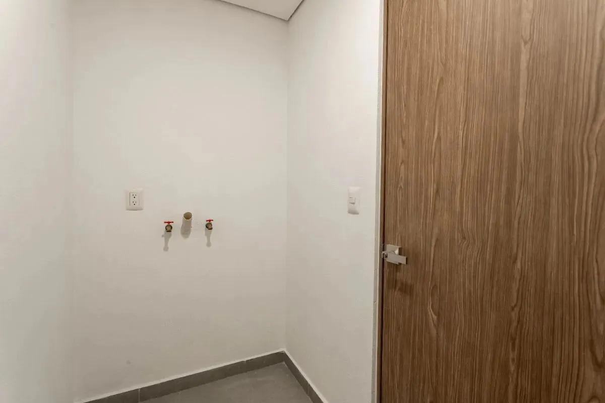 secondary property images 3