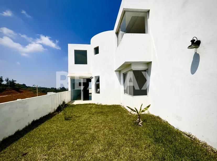 secondary property images 0