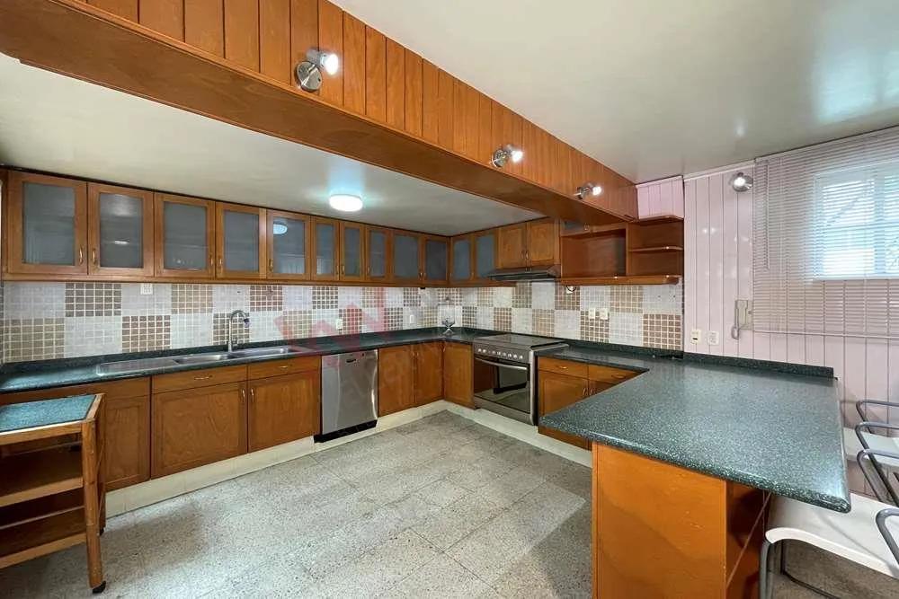 secondary property images 0