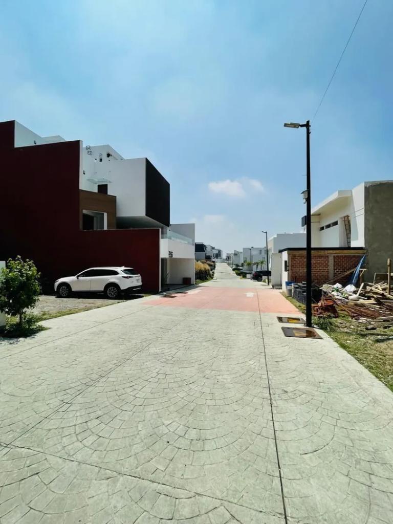 Property Image Property Image