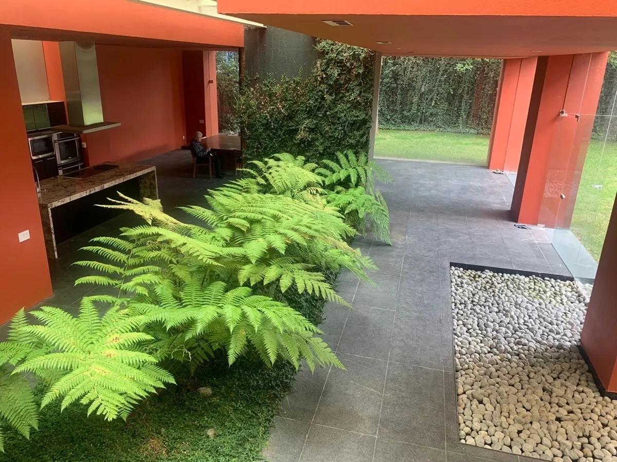 main property photo
