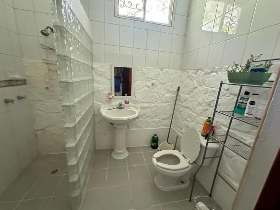 secondary property images 1