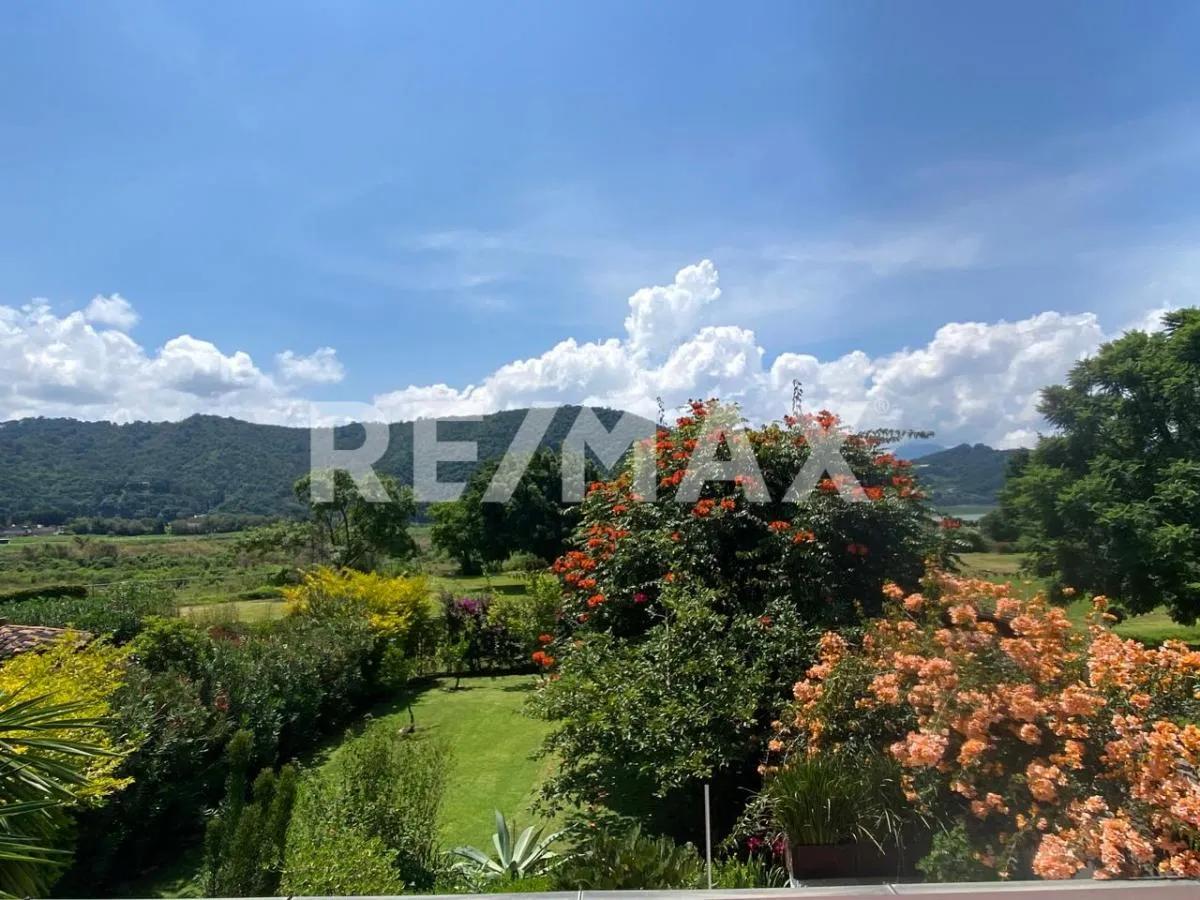 secondary property images 1