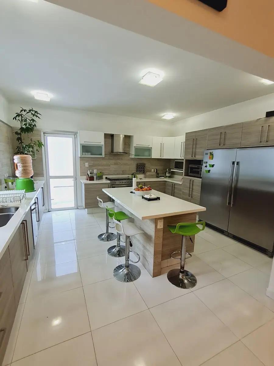 secondary property images 3