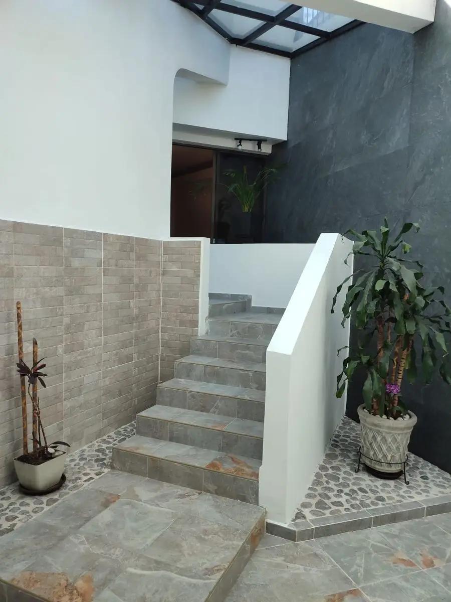 secondary property images 0