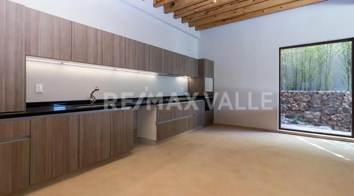secondary property images 2