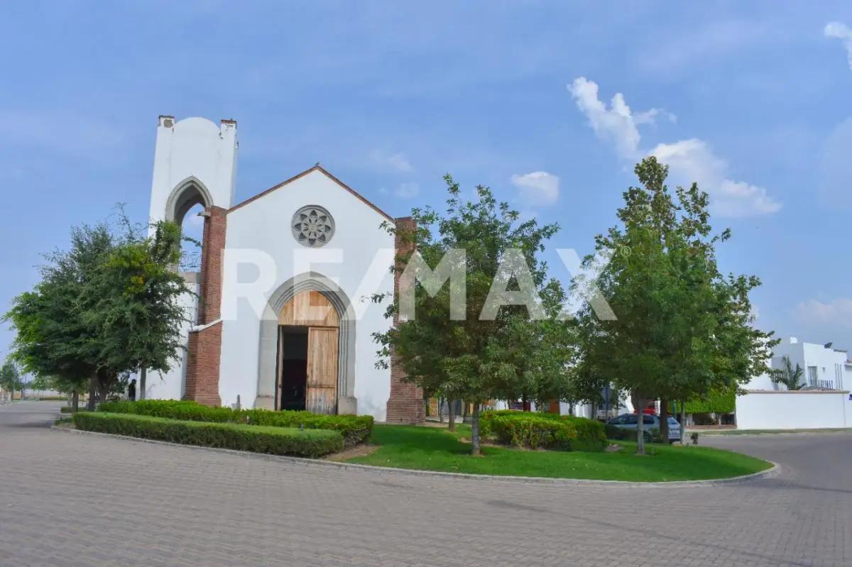 secondary property images 2