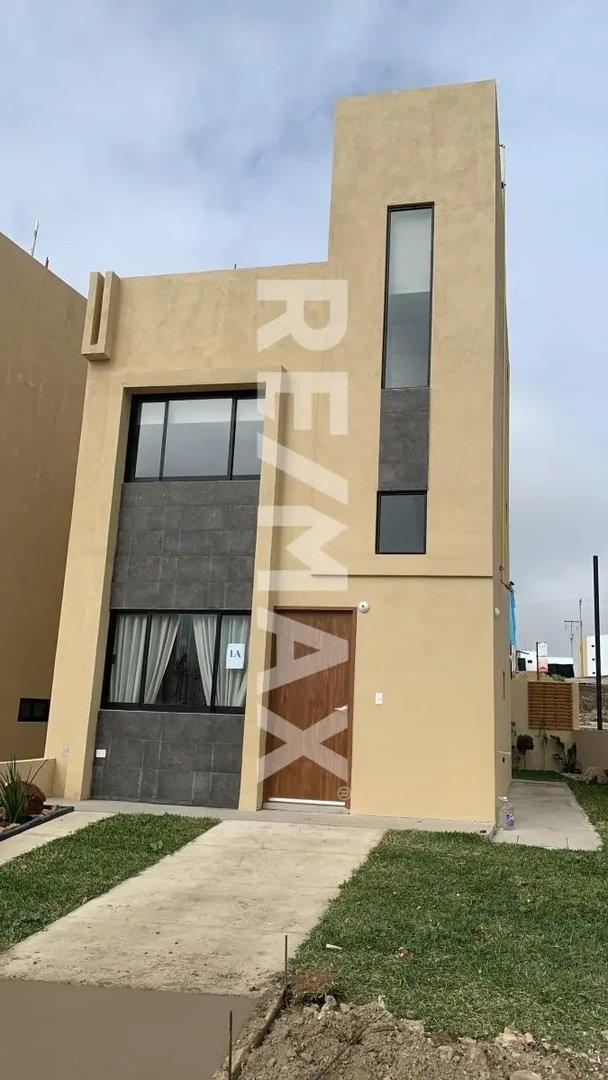 main property photo