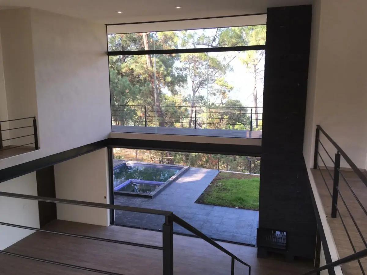 secondary property images 0